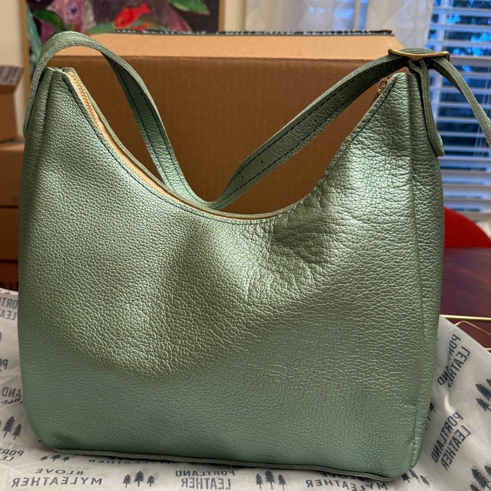 Beetle Medium Aspen Shoulder Bag Portland Leather Goods